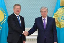 Президент Казахстана принял главу Башкортостана