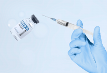 ВОЗ: людям старше 60 лет нужна еще одна вакцина