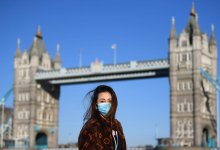 Время бить тревогу? В Великобритании распространяется более заразная форма коронавируса