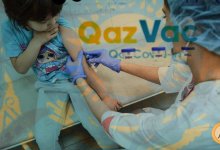 Детей в Казахстане не будут прививать вакциной QAZVAC