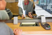 В Актау клиентка не захотела возвращать деньги банку и попала под суд