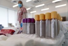 Пять случаев нового сверхзаразного штамма коронавируса выявили в России