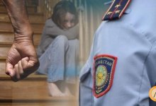 Сотрудница полиции Шымкента избила девочку в школе: что ей грозит