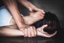 В Алматы произошло жестокое убийство: девушку задушили, а потом пытались сжечь