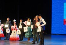 Ассамблея народа Казахстана наградила школьников за знание государственного языка