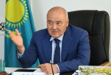 Почти два млн тенге: сколько зарабатывает аким Туркестанской области Шукеев