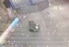 Двухлетний ребенок «сбежал» из детсада на игрушечной машине в Махачкале