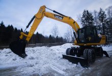 Мужчину насмерть придавило ковшом экскаватора в Акмолинской области