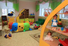 Алматинка заявила о жестоком обращении со своим ребенком в детском саду