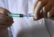 В США уже готовят новый вариант вакцины для штамма "омикрон"