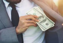 Лже-руководитель банка обманул казахстанцев на 263 млн тенге