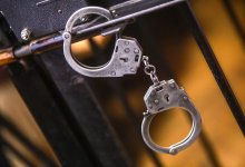 Полицейский из Актобе сел в тюрьму за попытку вернуть деньги, вложенные в финпирамиду