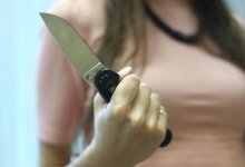 Яжмать: женщина напала с ножом на обидчика ее сына в Костанайской области