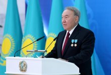 Елбасы принял участие в церемонии вручения государственных наград