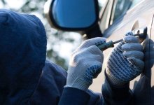 Казахстанец обокрал машину и уснул на месте преступления