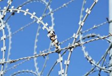 Сотрудника колонии обвинили в изнасиловании заключенной в Алматинской области