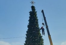 Ноу-хау в украшении главной елки в Атырау рассмешило Казнет