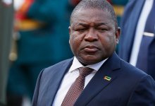 Президент Мозамбика заразился COVID-19