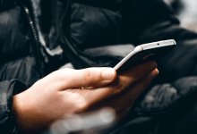 Жители Алматы сообщают о перебоях в работе мобильной связи