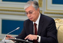 Токаев принял отставку Правительства