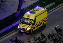 Протестующие нападают на медработников в Алматы