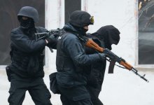 Беспорядки в Казахстане: в двух регионах у подозреваемых изъяли арсенал оружия