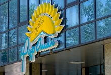 Члены партии Nur Otan оказывают финансовую поддержку пострадавшим предпринимателям