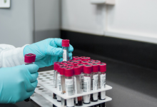 В Казахстане незначительный спад новых случаев COVID-19