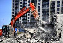 Страшный грохот от падающего здания напугал астанчан