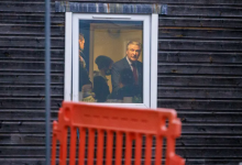 Алек Болдуин впервые вернулся к съемкам после трагедии со стрельбой