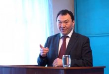 Аким Кокшетау: "Я не могу позволить себе телефон за 400 тысяч тенге"