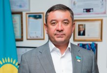 "На подзатыльник – отвечаю тем же": Столичный депутат набросился с критикой на многодетных мам