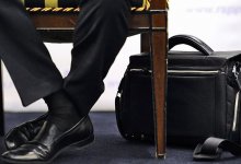 Наказание для госслужащих за превышение расходов над доходами могут ввести в Казахстане