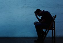 Открыл все конфорки и пытался зарезать себя: алматинец подверг соседей опасности