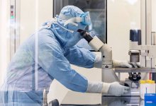 У кого больше шансов снова заболеть коронавирусом: ученые раскрыли неожиданные факты