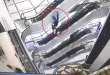 Мужчина с ребенком сорвались с эскалатора в торговом центре с высоты пятого этажа