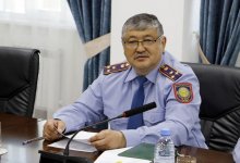 Пойманный на взятке замначальника полиции Уральска четыре дня пробыл в больнице