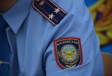 Сбил пешехода и забрал с собой: полицейские нашли водителя автомобиля в Семее