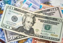 Биржевые торги по доллару могут приостановить в Казахстане