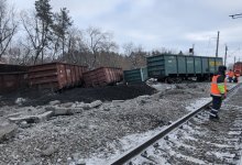 Четыре вагона с углем перевернулись в ВКО