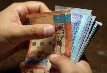 Бизнесмены больше года платили взятки транспортникам за "зеленый" свет на дорогах