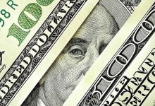 Больше 500: курс доллара установил новый антирекорд