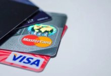 Visa и Mastercard приостанавливают работу на территории России