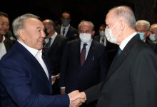 Назарбаев на форуме обсудил с Эрдоганом урегулирование ситуации в Украине