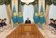 Перестроить работу с гражданами поручил акимам президент