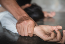 Ранее судимый за изнасилование мужчина напал на юную алматинку