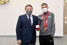 Бронзовому призеру Паралимпиады подарили квартиру