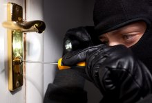 В Алматы орудовала группа домушников во главе с женщиной