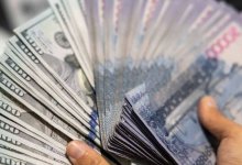 Тенге начал неделю с падения. Официальный курс на 12 апреля установил Нацбанк