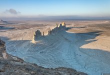 Стройку гостиницы в урочище Бозжыра почти за 40 миллиардов тенге приостановили
